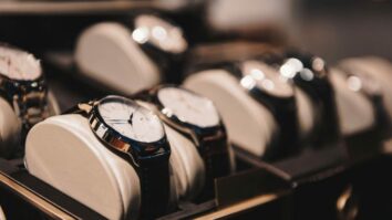 Timeless Elegance: The 7 Most Beautiful Men's Watches Under €200