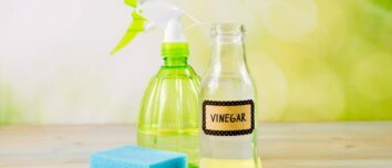 The Incredible Benefits of White Vinegar for Cleaning, and the Surprising 10 Things to Avoid