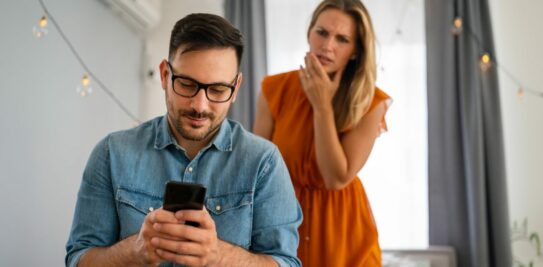 Snooping: The Unspoken Vice of 40% of the French Population