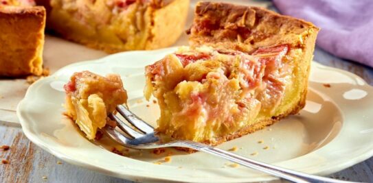 The Best Rhubarb Tart Recipe: A Simple, Seasonal Dessert