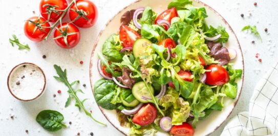 10 Scrumptious Composed Salad Ideas to Elevate Your Summer Meals