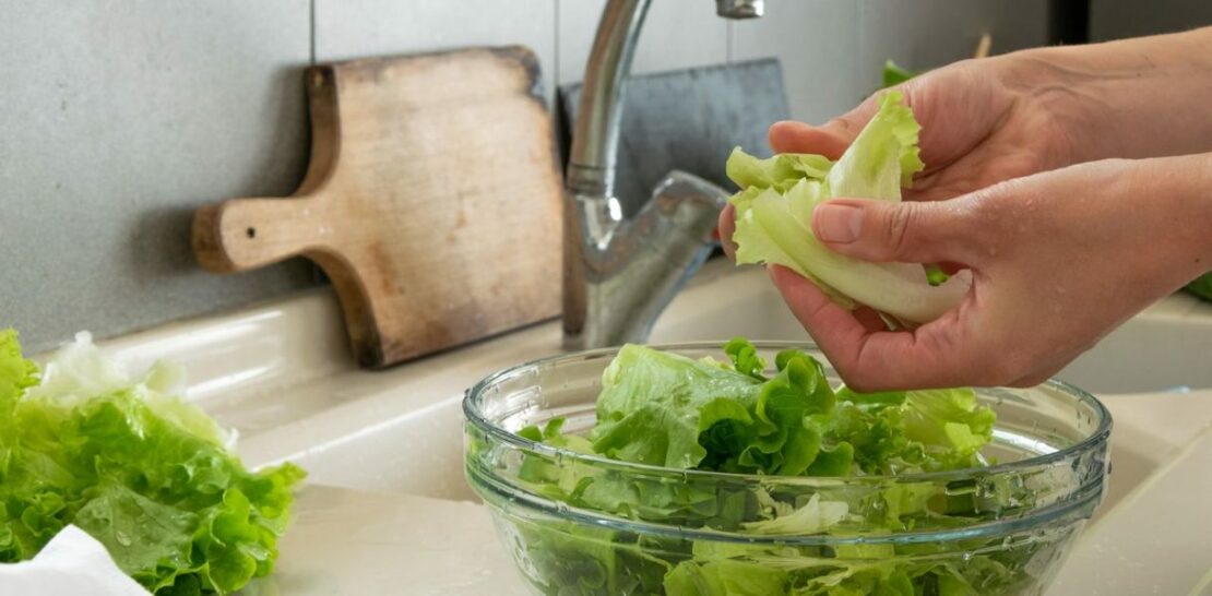 Unlock the Secret to Keeping Your Salad Fresh and Crisp in the Fridge
