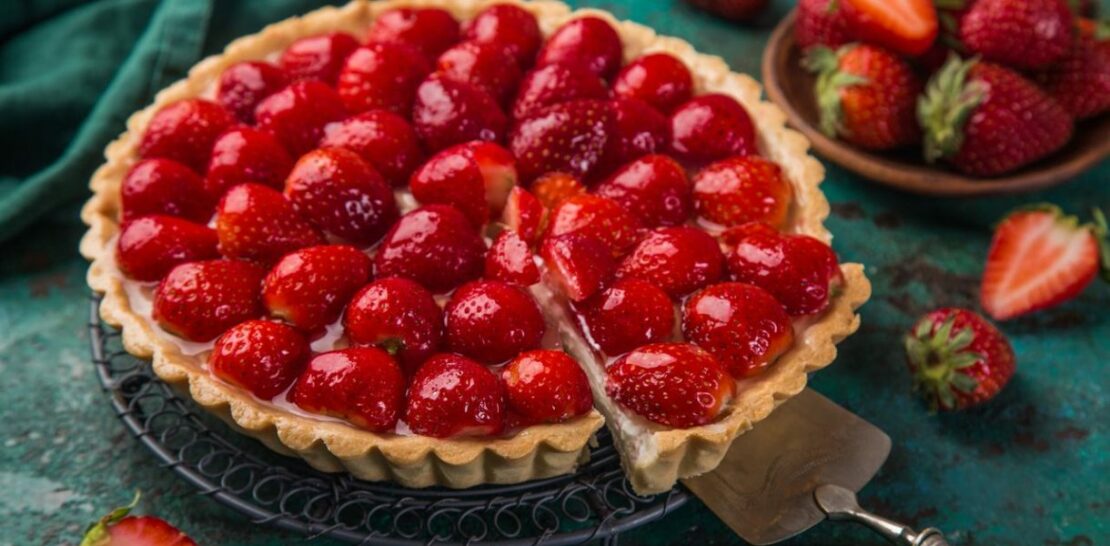Recipe for the Best Strawberry Tart with Pastry Cream
