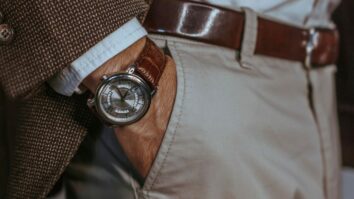 A Comprehensive Guide to Choosing a Fine Timepiece for the Modern Gentleman